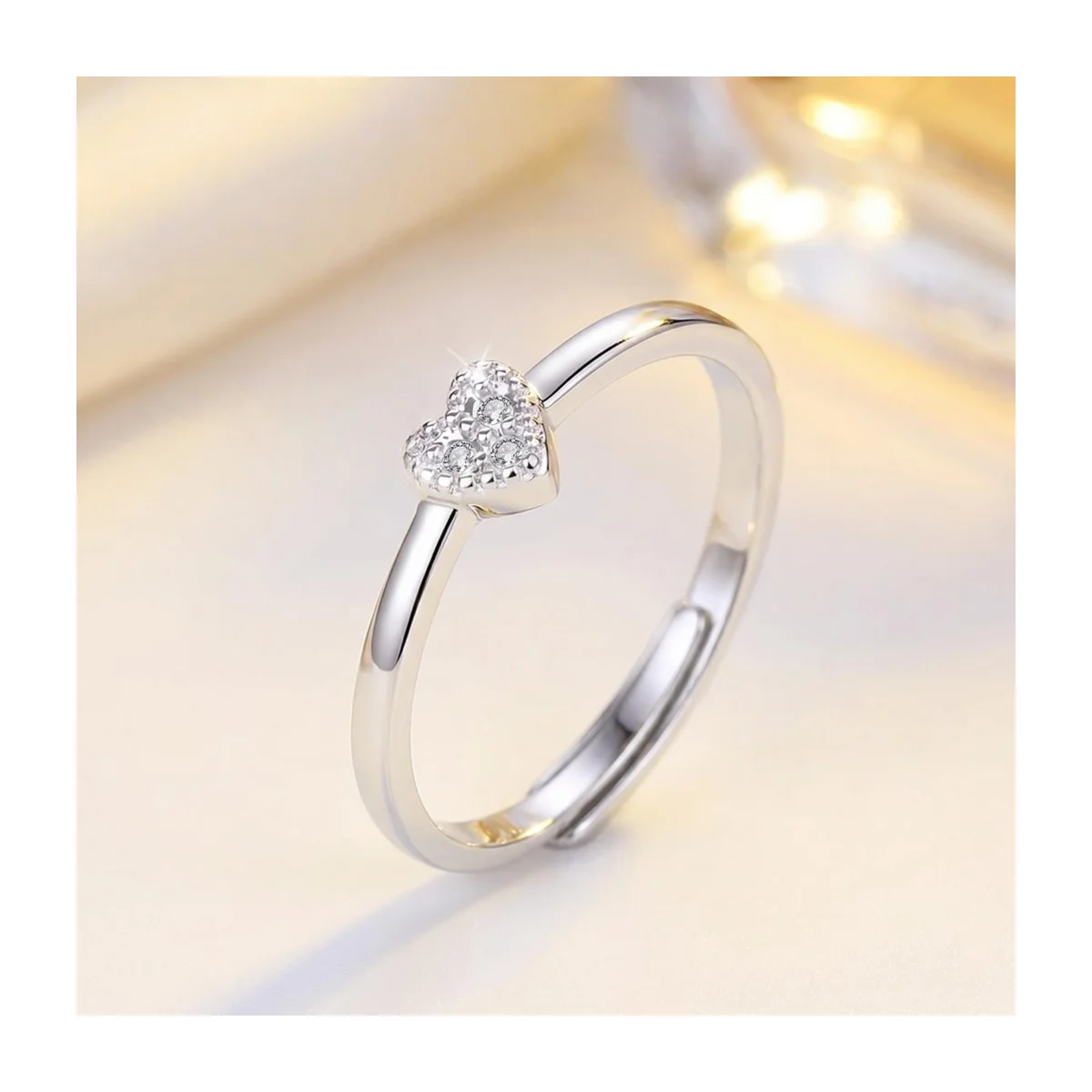 Women's Pavé Zircon Heart Solitaire Ring