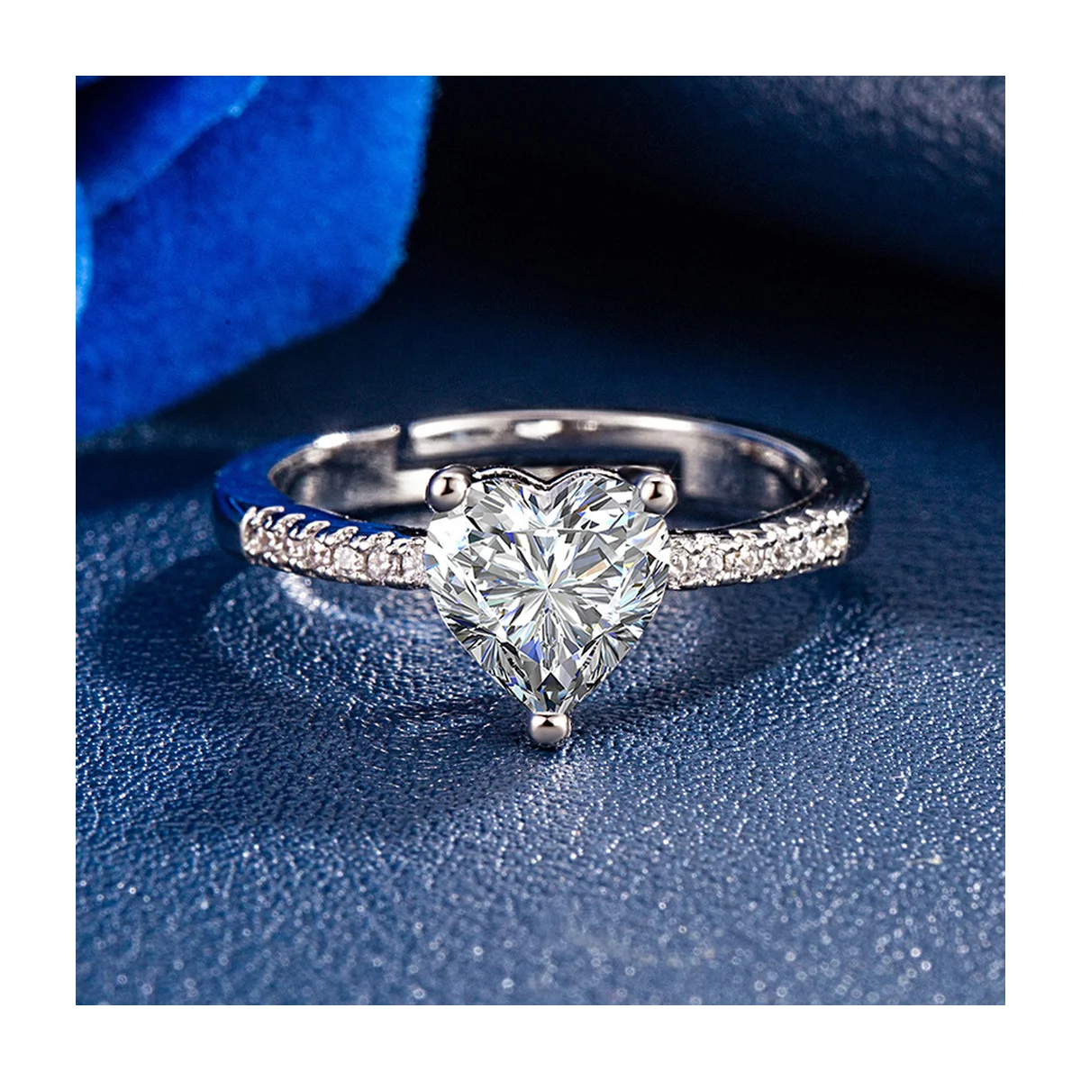 Women's Heart Zircon Solitaire Ring